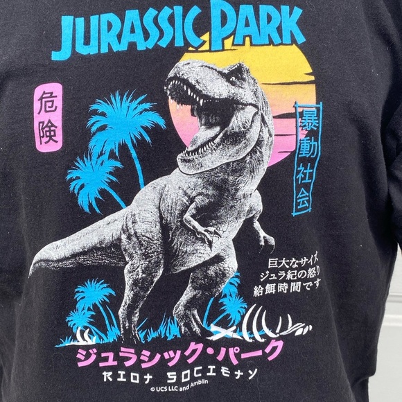 Riot Society Vintage Jurassic Park Graphic T-Shirt, UNISEX - Picture 4 of 5